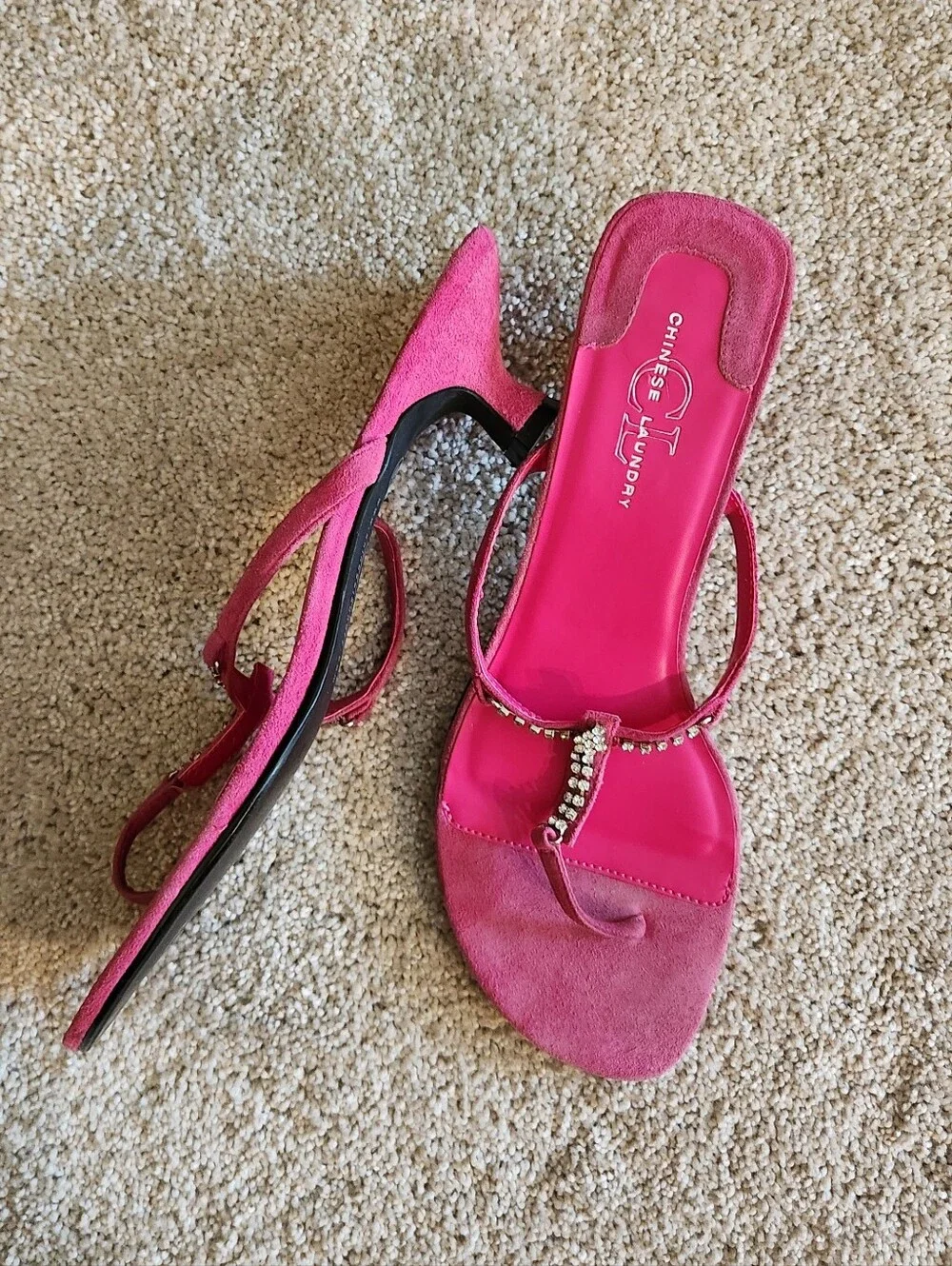Y2K Vintage CL Chinese Laundry Hot Pink Rhinestone Chunky Kitten Heel Thong 9